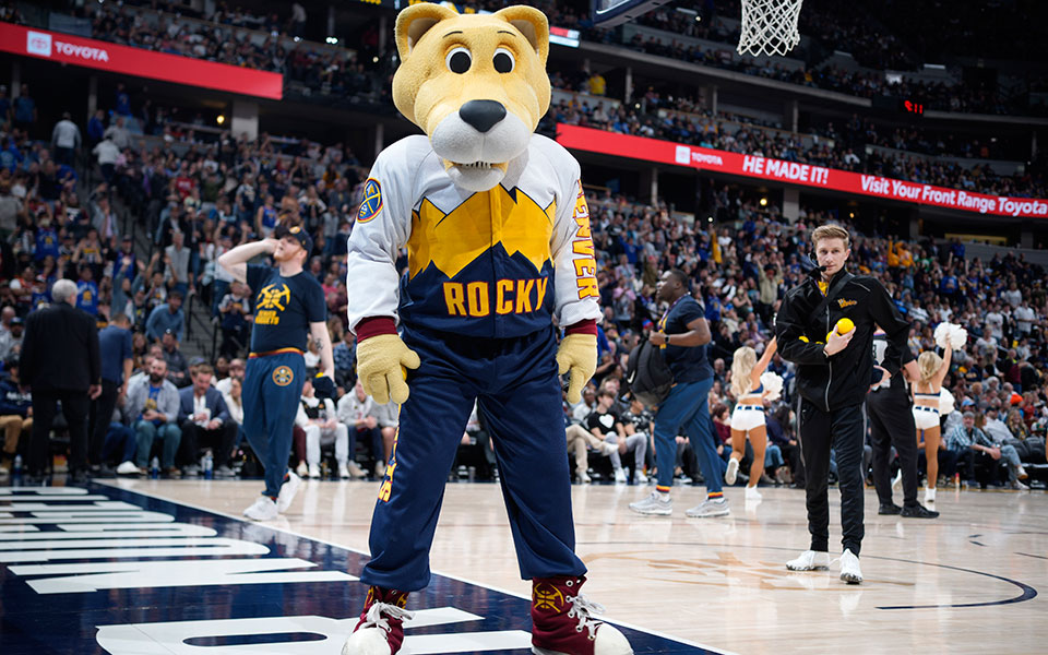 Η μασκότ του ΝΒΑ με ετήσιο μισθό 625.000 δολάρια-1