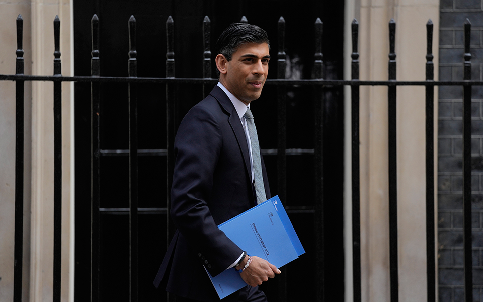 o-ρίσι-σούνακ-νέος-πρωθυπουργός-της-βρε-562106566