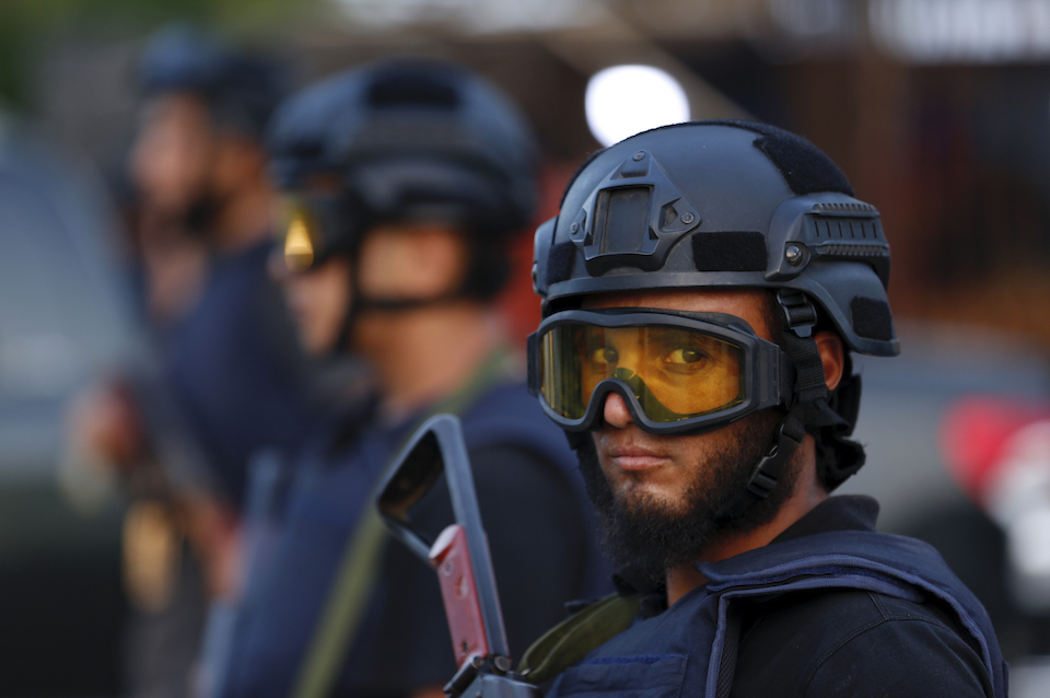 explainer-γιατί-η-λιβύη-σύρεται-από-τη-μια-κρίσ-562076125