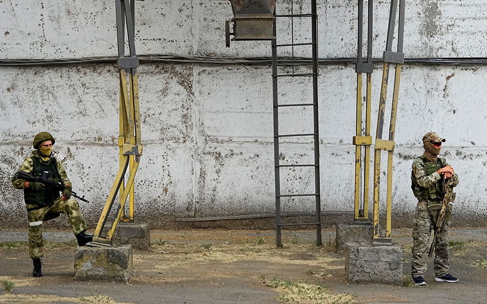 ρωσία-στρατιώτες-με-μισθό-10-000-δολάρια-μη-562081510