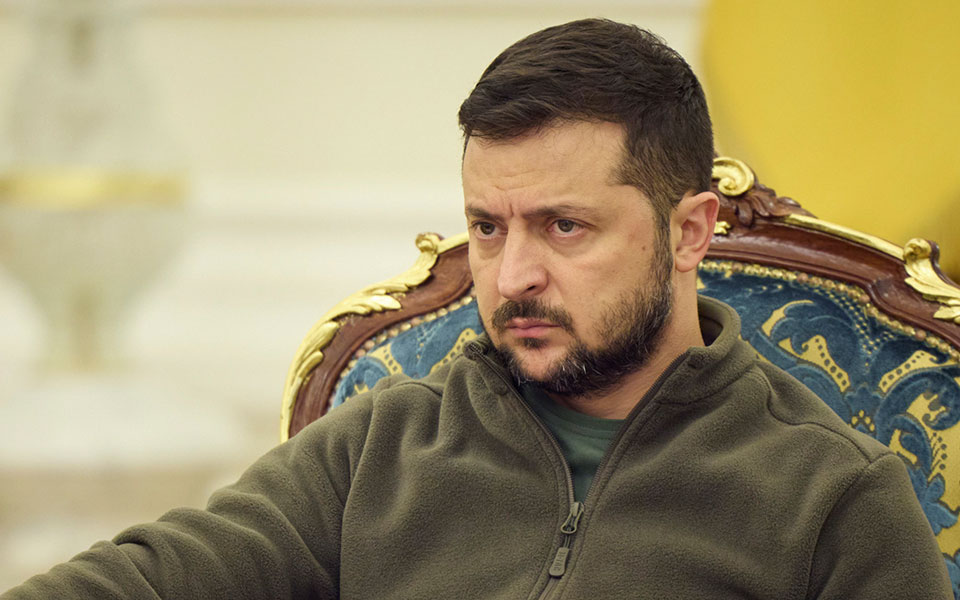 ζελένσκι-ζητά-από-την-ε-ε-να-συνεχίσει-562081432