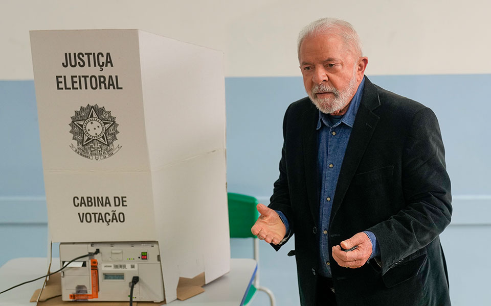 Βραζιλία – Εκλογές: Το στοίχημα του Λούλα και η προειδοποίηση Μπολσονάρου-1