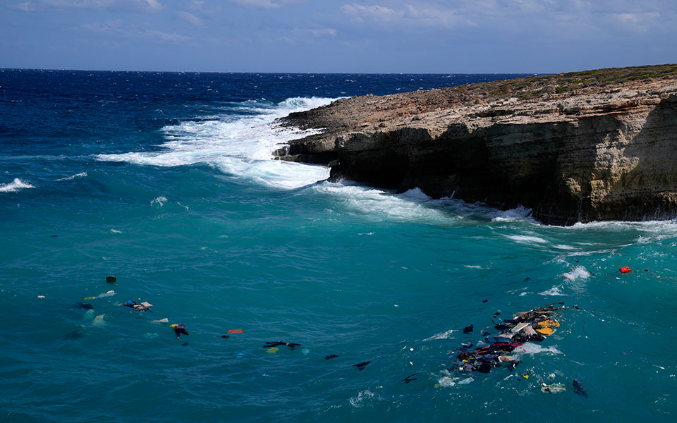 ναυάγιο-στα-κύθηρα-ανασύρθηκαν-έξι-σο-562083799