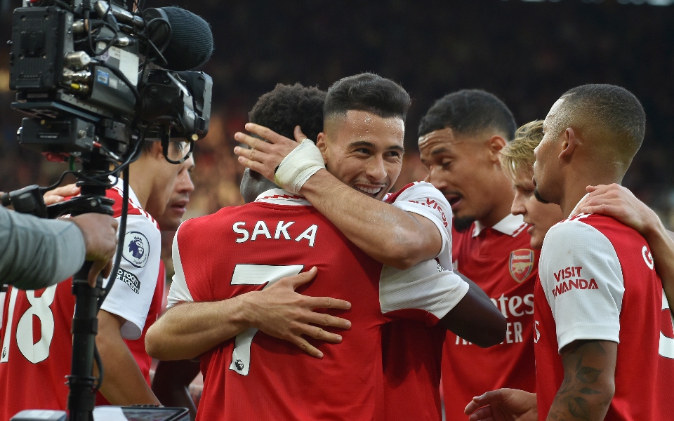 premier-league-άρσεναλ-λίβερπουλ-3-2-συνεχίζουν-σ-562084342