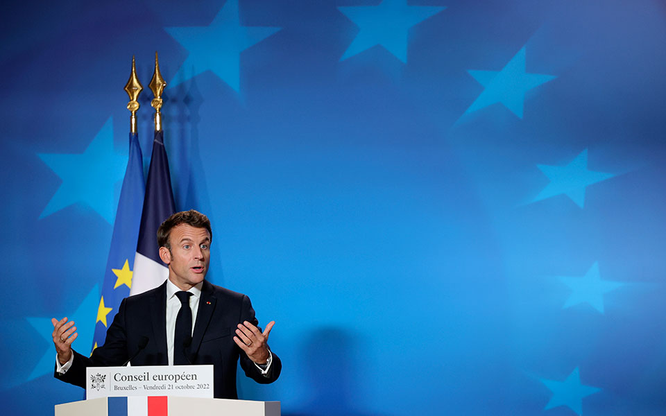 μακρόν-η-πώληση-ευρωπαϊκών-στρατηγικ-562102969