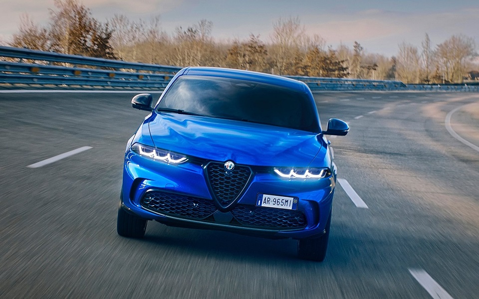 autohellas-και-samelet-συμφώνησαν-με-τη-stellantis-την-εξαγορά-562088482