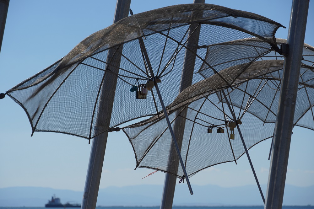 Τα λουκέτα της αγάπης στην παραλία της Θεσσαλονίκης-7