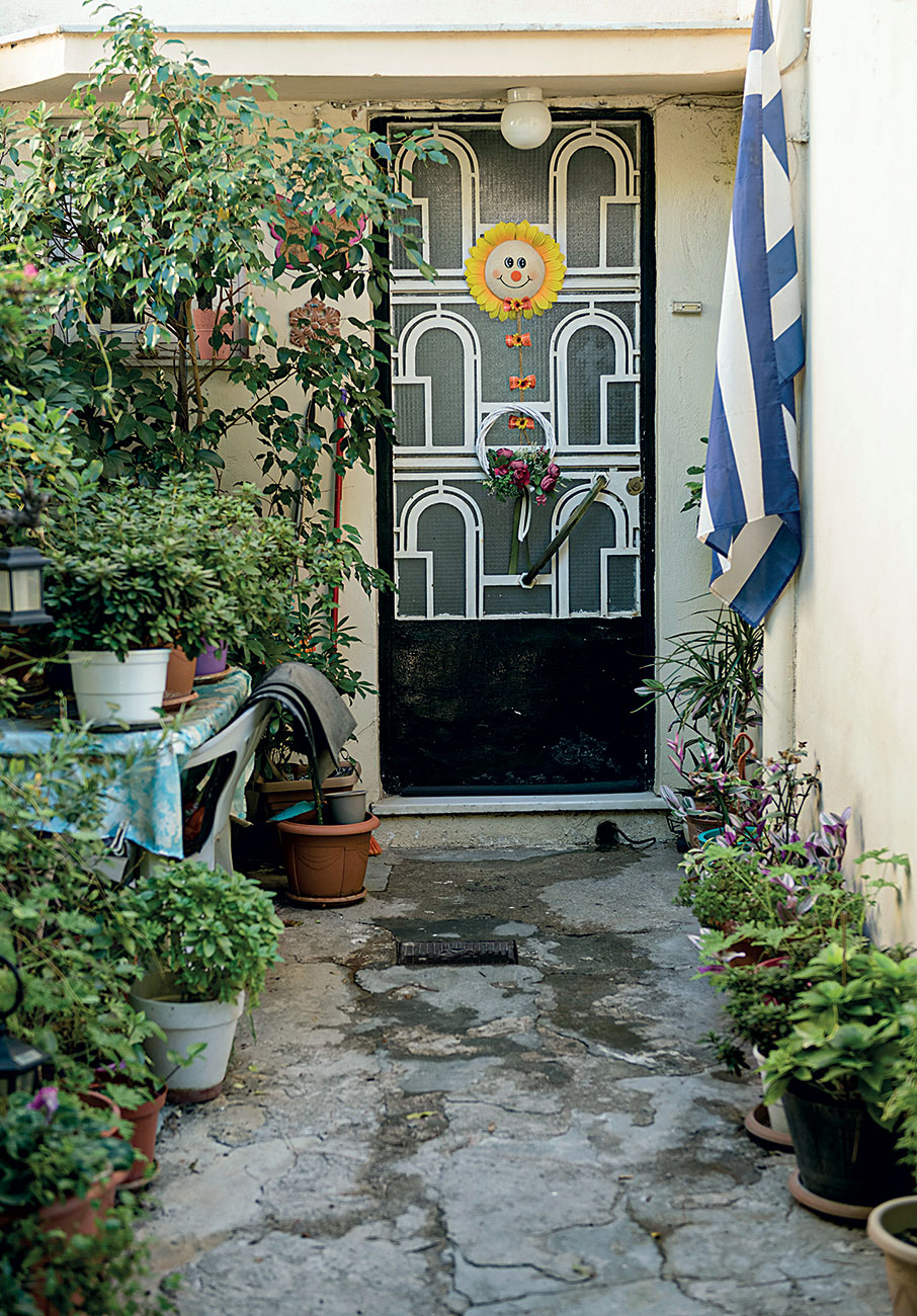 Νέα Φιλαδέλφεια, νέο γήπεδο, νέα ζωή-2