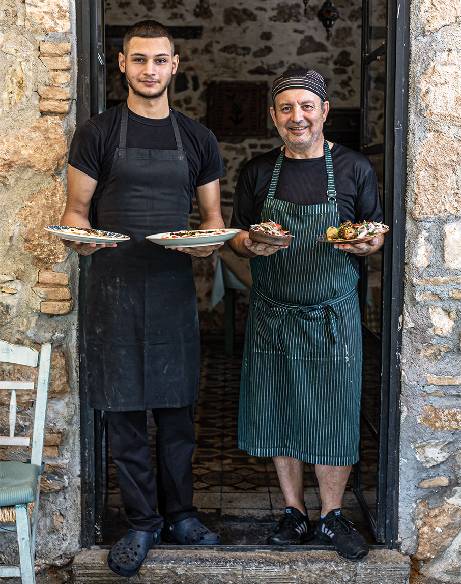 Η παράδοση της Ανατολής μοσχοβολάει στη Μεσογείων-1