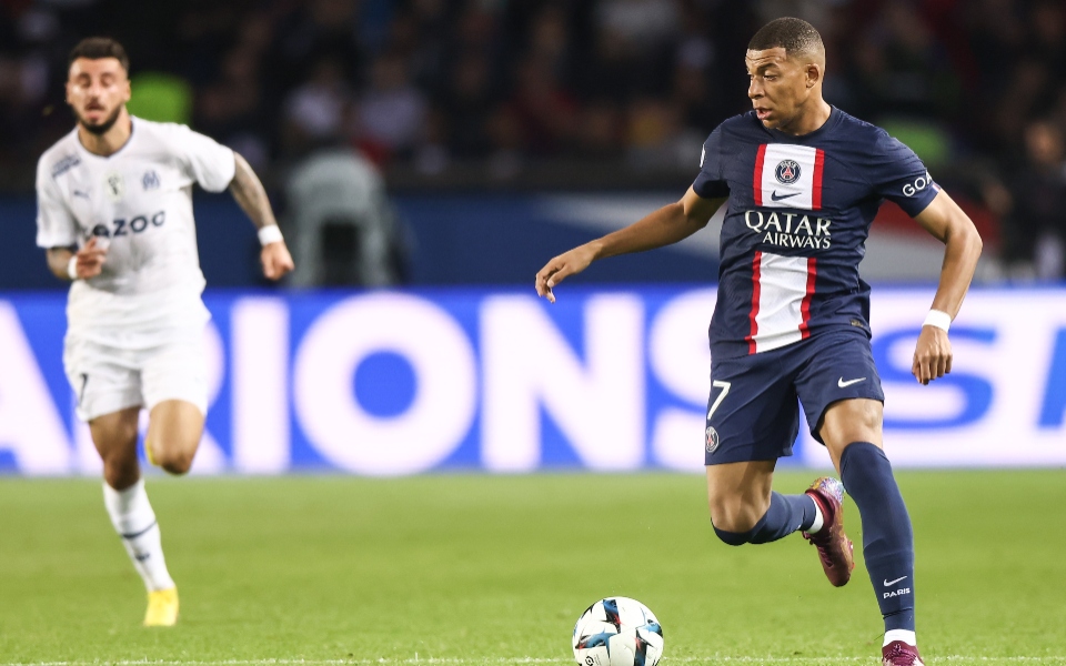 εμπαπέ-δεν-ζήτησα-να-φύγω-τον-ιανουάρ-562095394