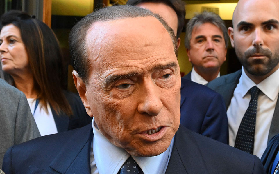 ιταλία-η-βότκα-του-καβαλιέρε-παραβιάζ-562102066