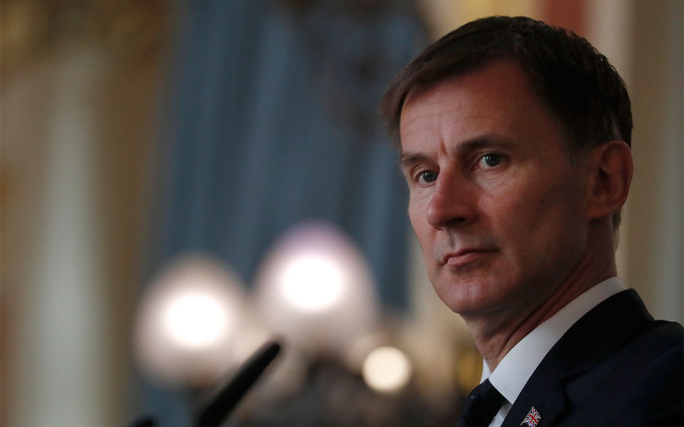 βρετανία-nέος-υποικ-o-τζέρεμι-χαντ-μετά-562092061