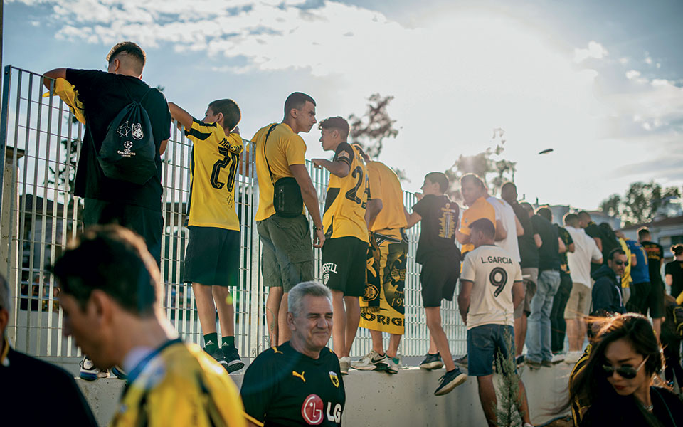 Νέα Φιλαδέλφεια, νέο γήπεδο, νέα ζωή-6