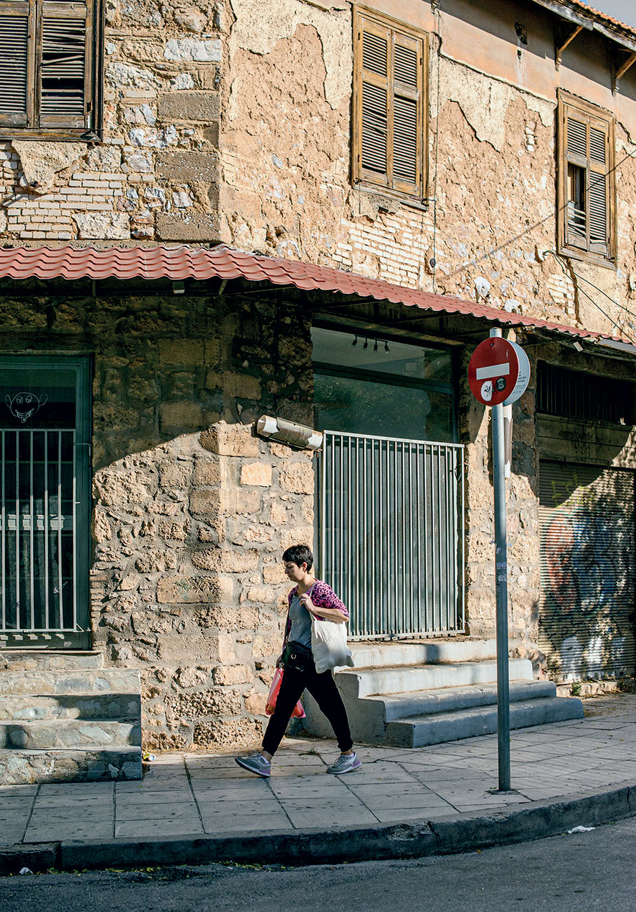 Νέα Φιλαδέλφεια, νέο γήπεδο, νέα ζωή-1