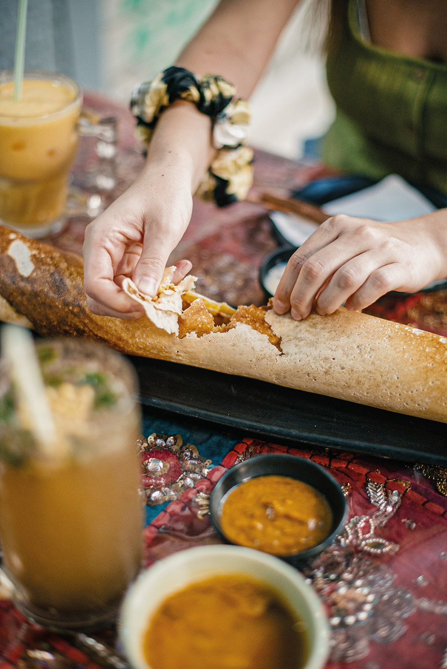 Βόλτα στα φαγάδικα της Πλατείας Θεάτρου-3
