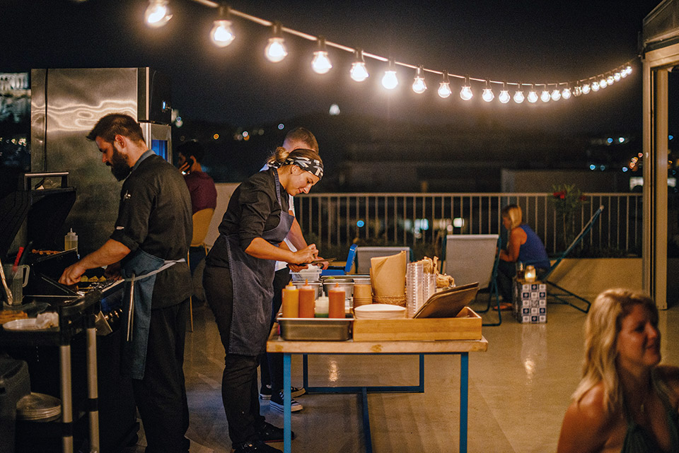 Βόλτα στα φαγάδικα της Πλατείας Θεάτρου-5
