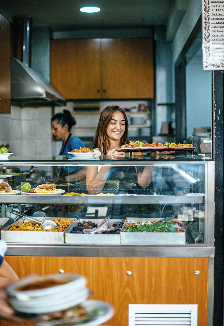 Βόλτα στα φαγάδικα της Πλατείας Θεάτρου-2