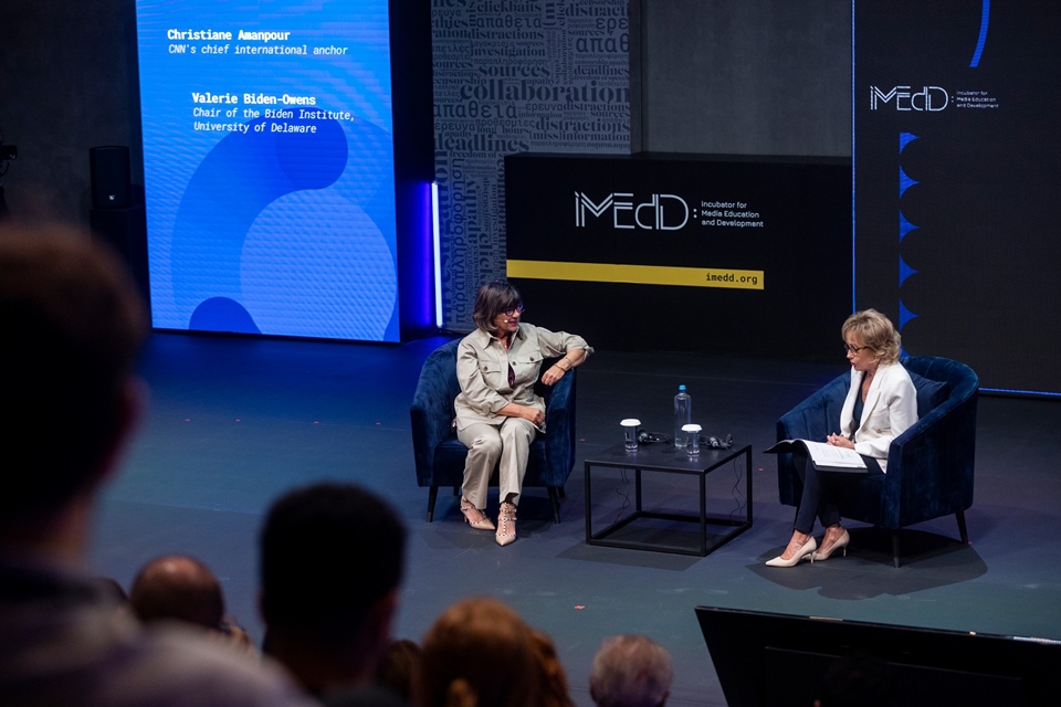 Κριστιάν Αμανπούρ: Η αμεροληψία δεν είναι η οδός προς την αλήθεια-1