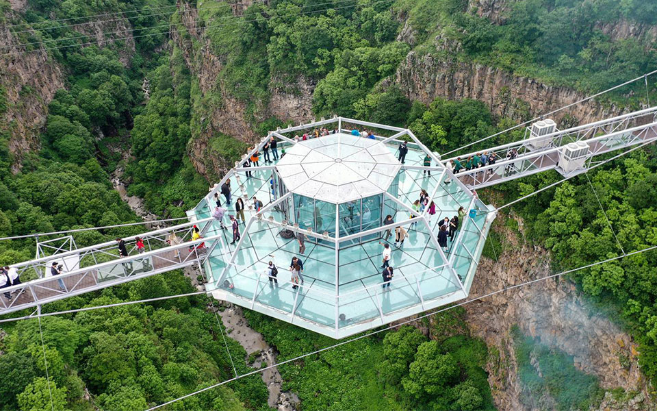 Τρία παρατηρητήρια για να δείτε τον κόσμο από ψηλά-2