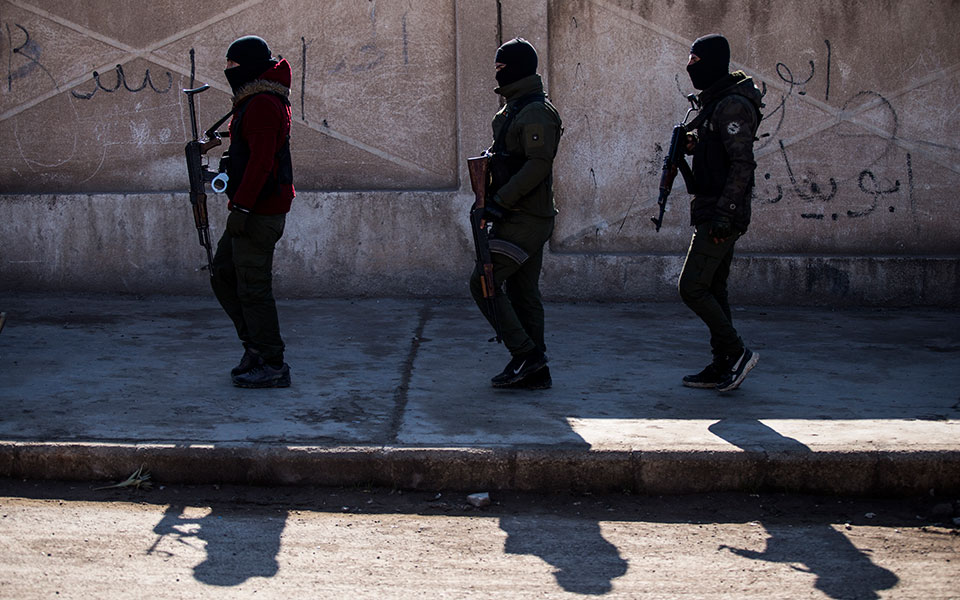 συρία-νέες-συγκρούσεις-μεταξύ-αντίπα-562095802