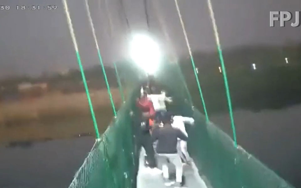 η-ινδία-κατασκεύασε-την-ψηλότερη-γέφυ-562115641