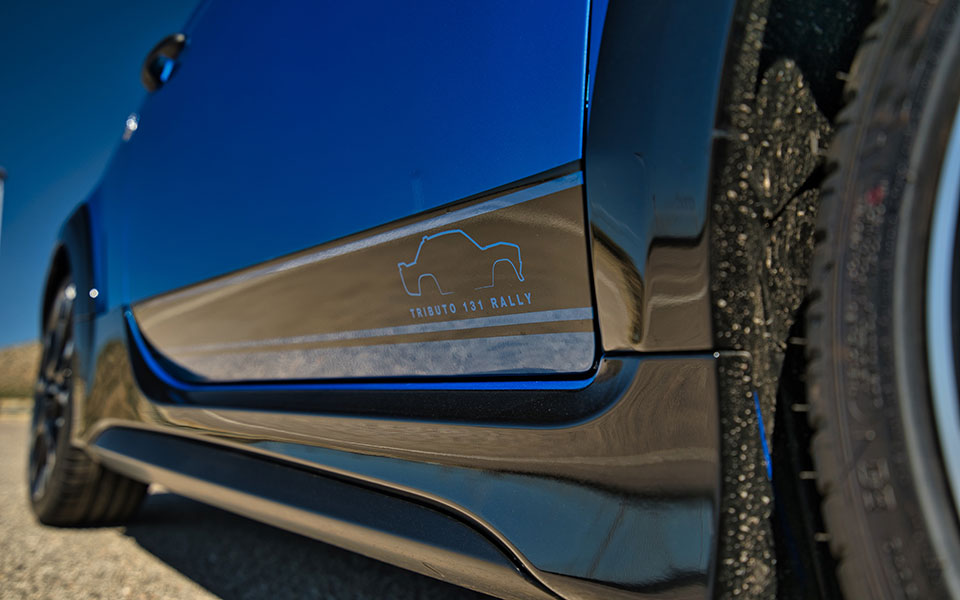 Συναντήσαμε το συλλεκτικό Abarth 695 Tributo 131 Rally-3