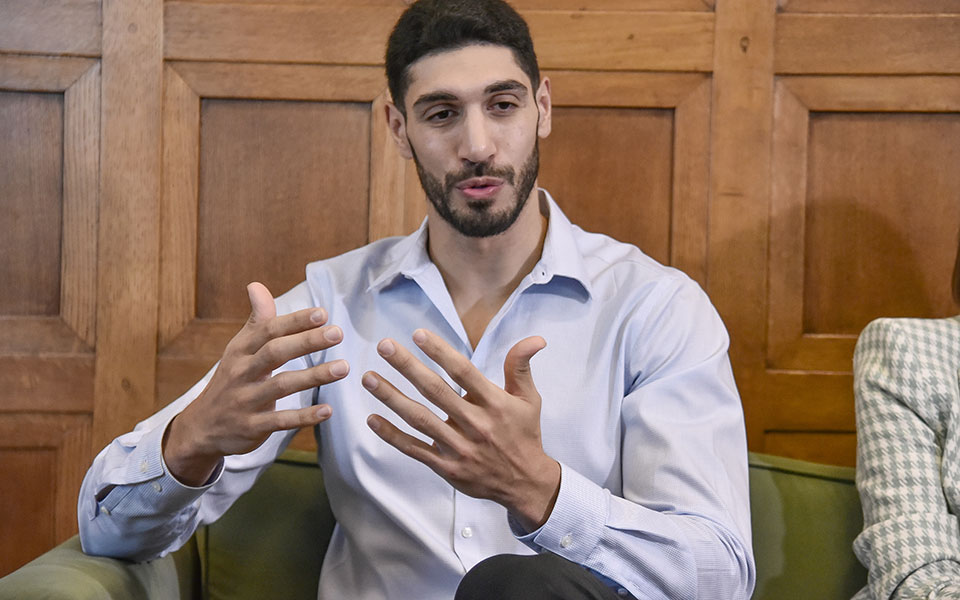 Συνάντηση Ανδρουλάκη – Ενές Καντέρ στη Βουλή (εικόνες)-3