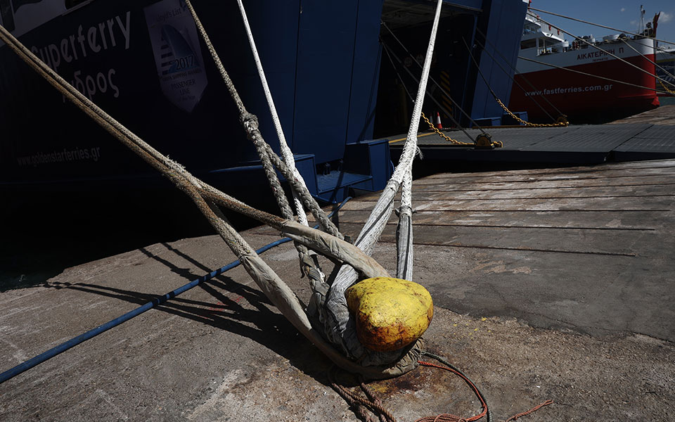 προβλήματα-στις-ακτοπλοϊκές-συγκοιν-562080739