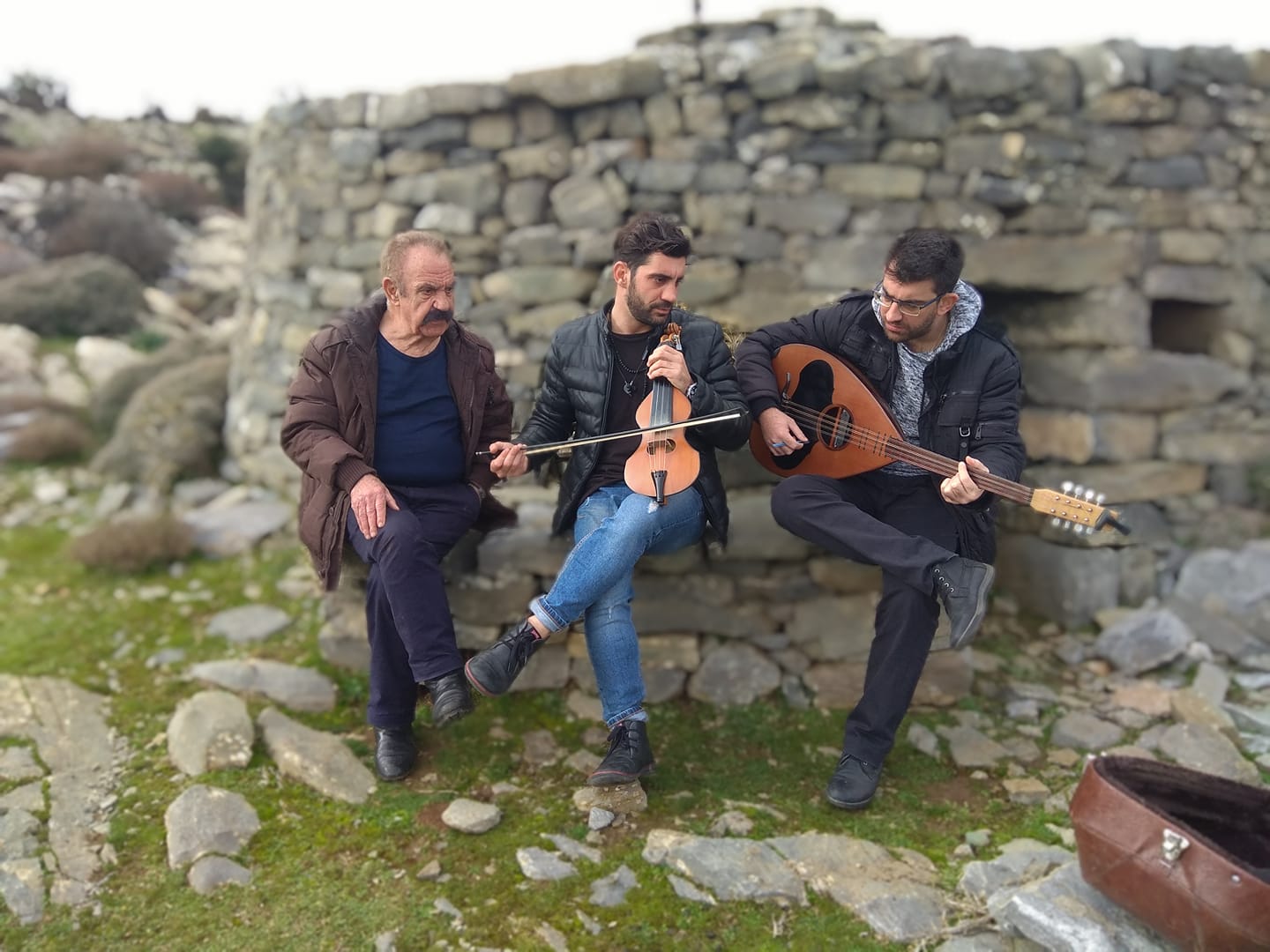 Οι μαντινάδες μου, οι πεταλούδες μου-1