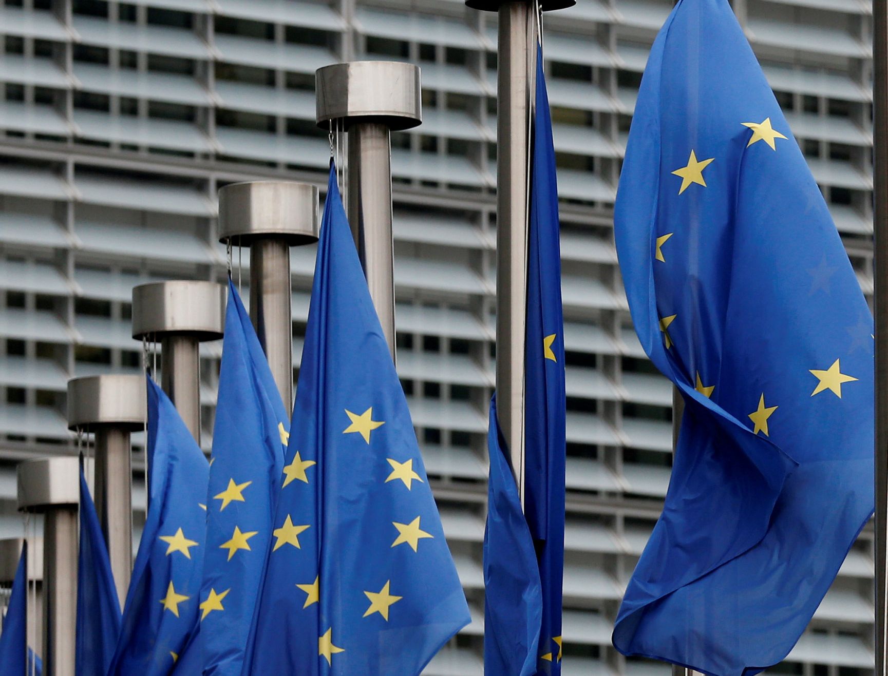 ενίσχυση-εργασιακών-δικαιωμάτων-στη-562104487