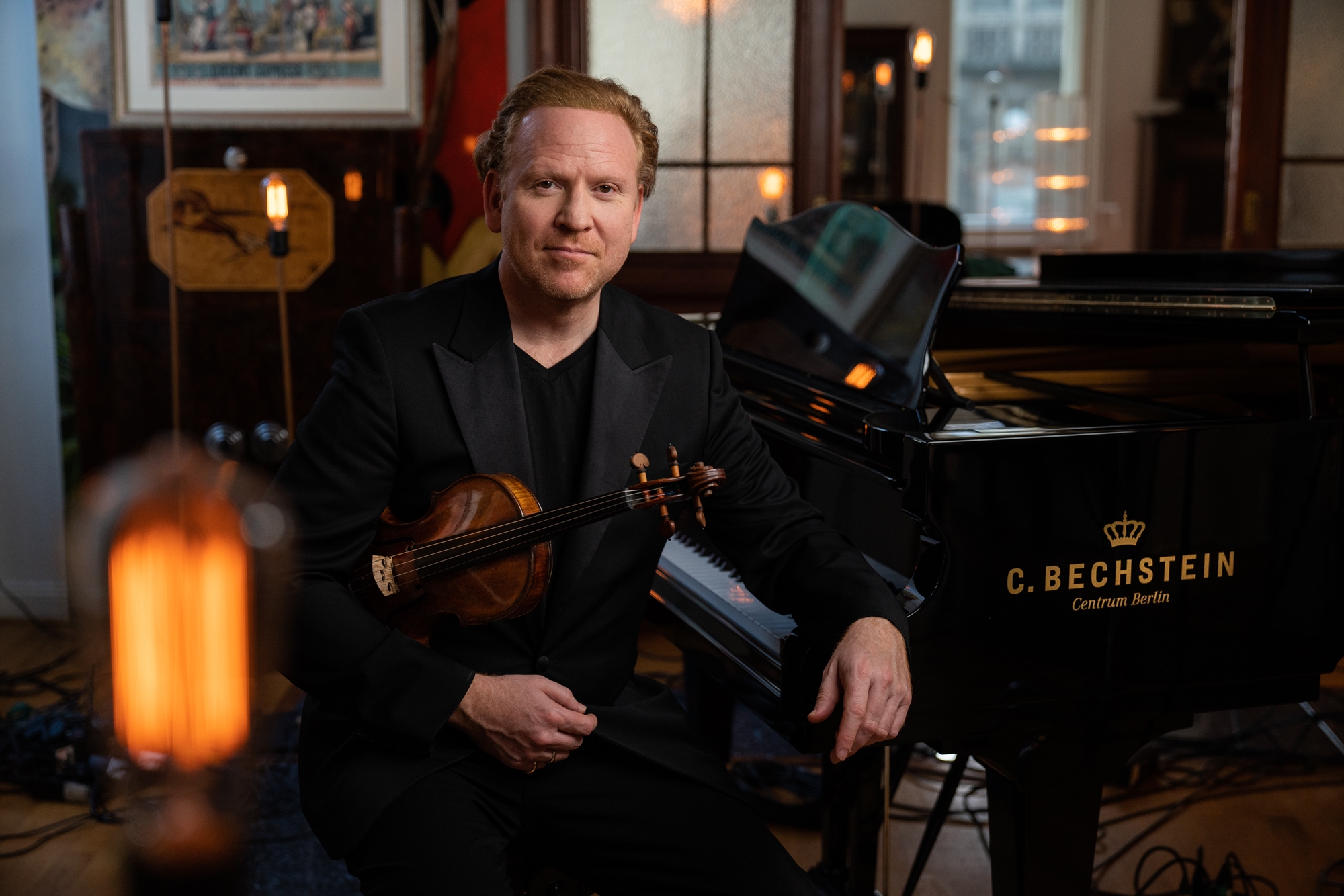 ντάνιελ-χόουπ-η-μουσική-είναι-ανθρώπι-562080268