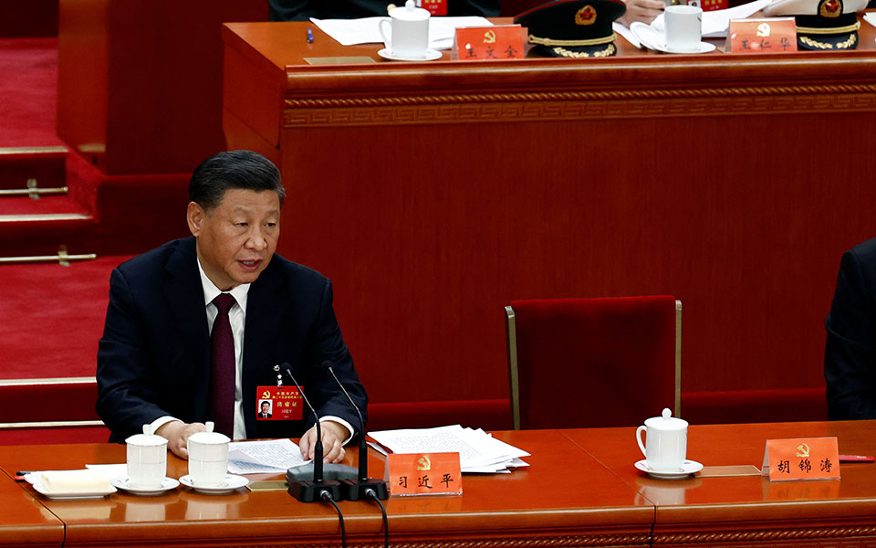 Κίνα: Η μυστηριώδης απομάκρυνση του Χου Τζιντάο από το συνέδριο του ΚΚ (εικόνες)-5