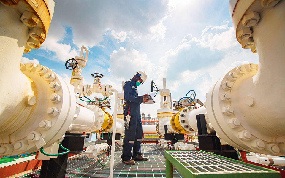 ενέργεια-σε-τρεις-πυλώνες-το-πακέτο-τη-562098700