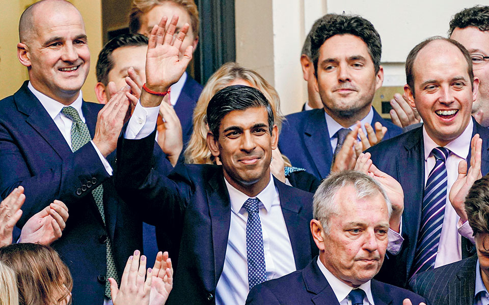 βρετανία-πρωτιές-αλλά-και-προκλήσεις-562107811