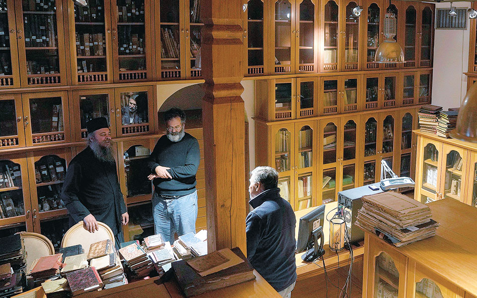 ο-ζωντανός-θησαυρός-του-αγίου-ορους-562113136