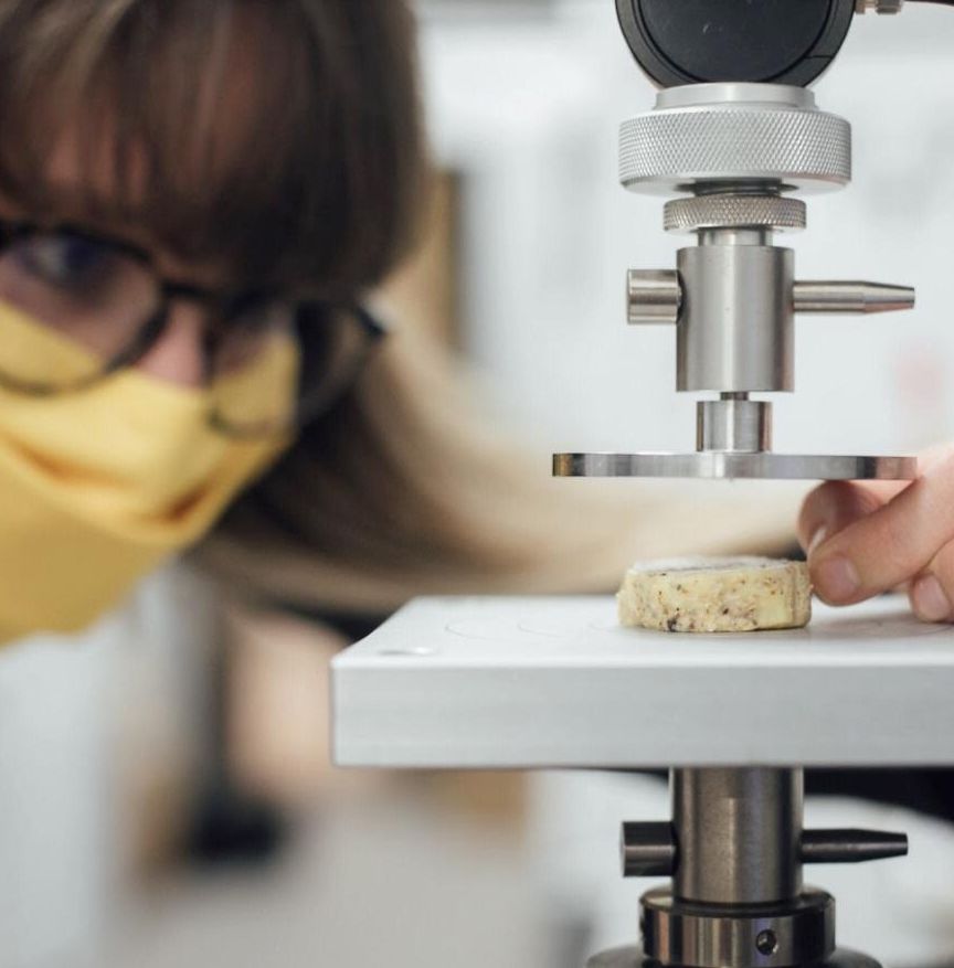 εργαστηριακό-φουαγκρά-με-πολλές-προο-562078828