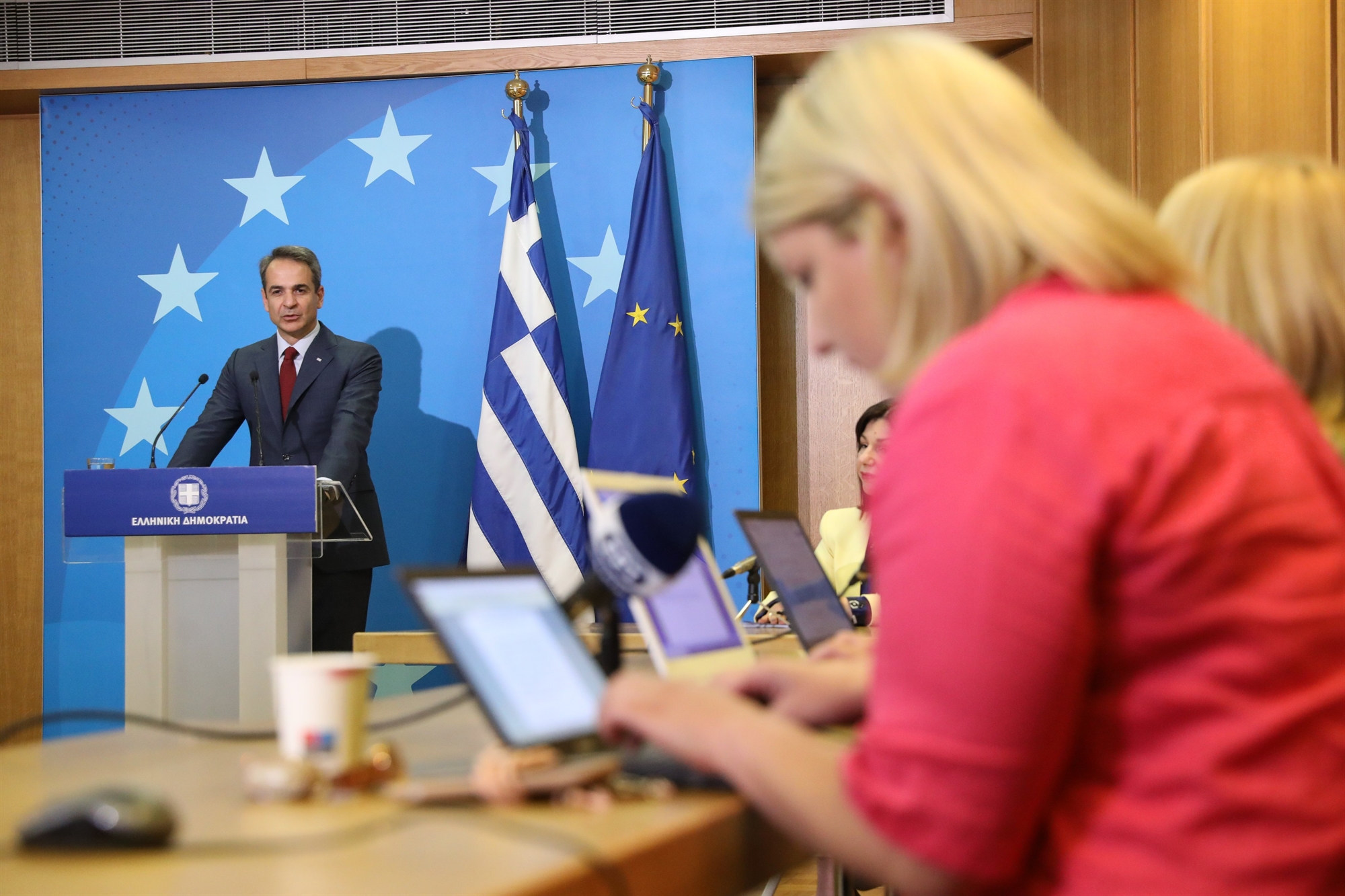 πράγα-εκτός-κάδρου-μία-συνάντηση-μητσ-562078291