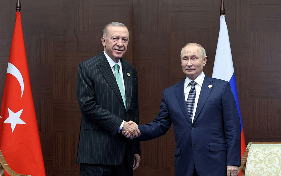 γαλλία-επικριτικά-δημοσιεύματα-στον-562091881