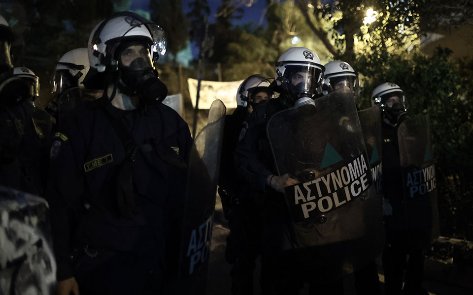 νέα-ένταση-τη-νύχτα-στα-εξάρχεια-μία-562076959