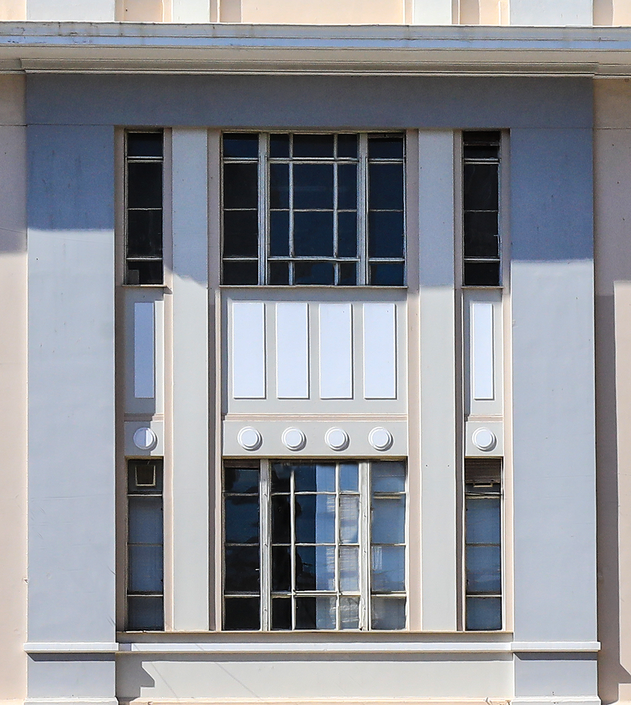 Αλλαγή σελίδας για τη Διπλάρειο Σχολή-2