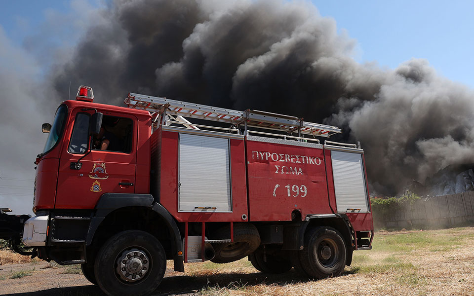φωτιά-τώρα-στο-μεγαλοβούνι-κορινθίας-562110001
