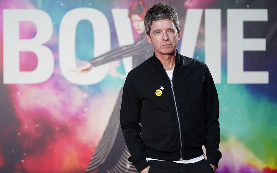 ο-νόελ-γκάλαχερ-και-οι-high-flying-birds-κυκλοφορούν-562116127