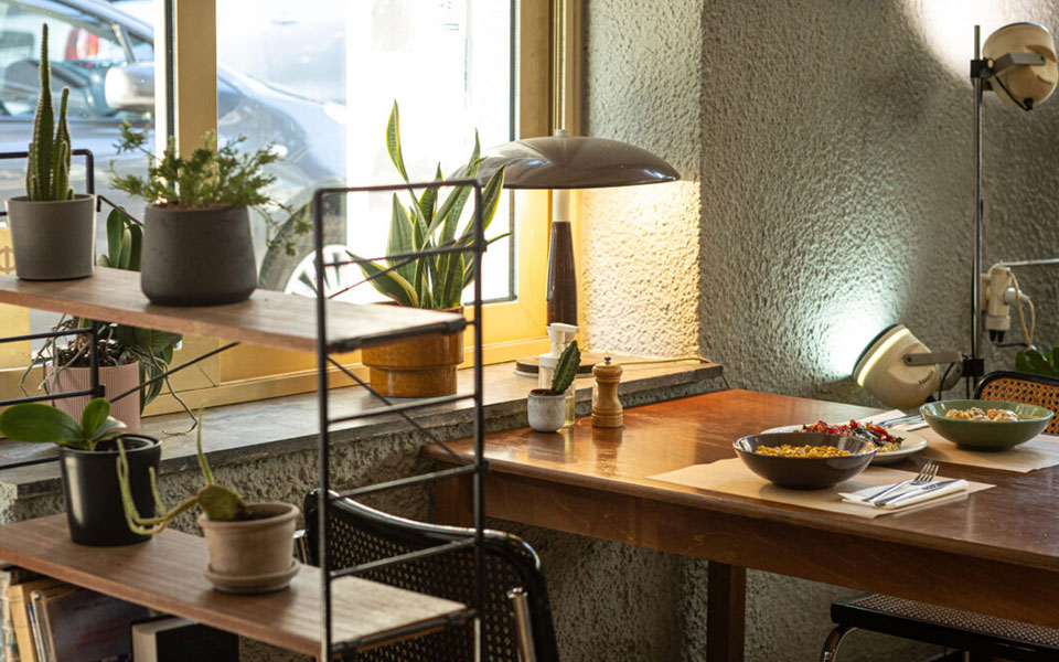 το-χατίρι-ένα-κρυμμένο-μπιστρό-τρατορ-562103074