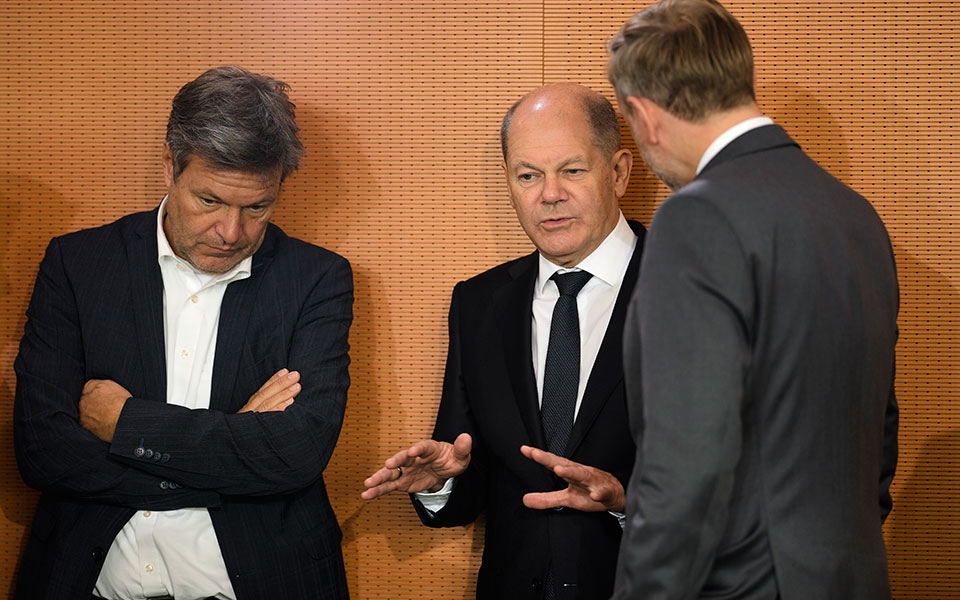 γερμανία-σε-ύφεση-η-οικονομία-το-2023-προβ-562088650