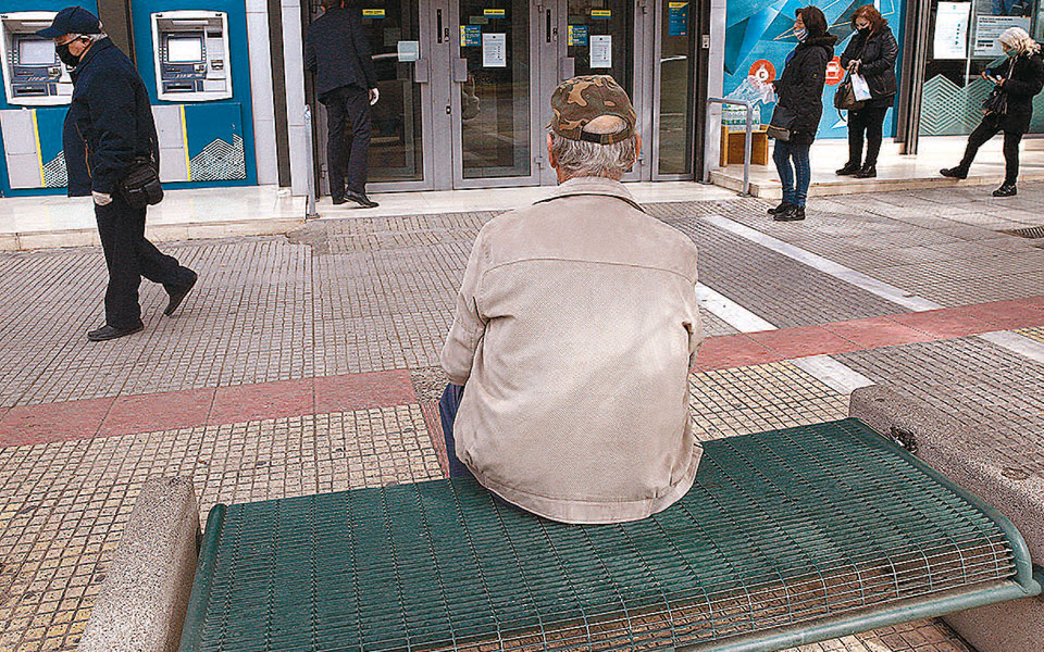 τον-ιανουάριο-μαζί-με-τις-συντάξεις-φε-562111294