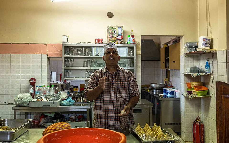 mumbai-ένα-από-τα-καλύτερα-ινδικά-της-αττική-562105858