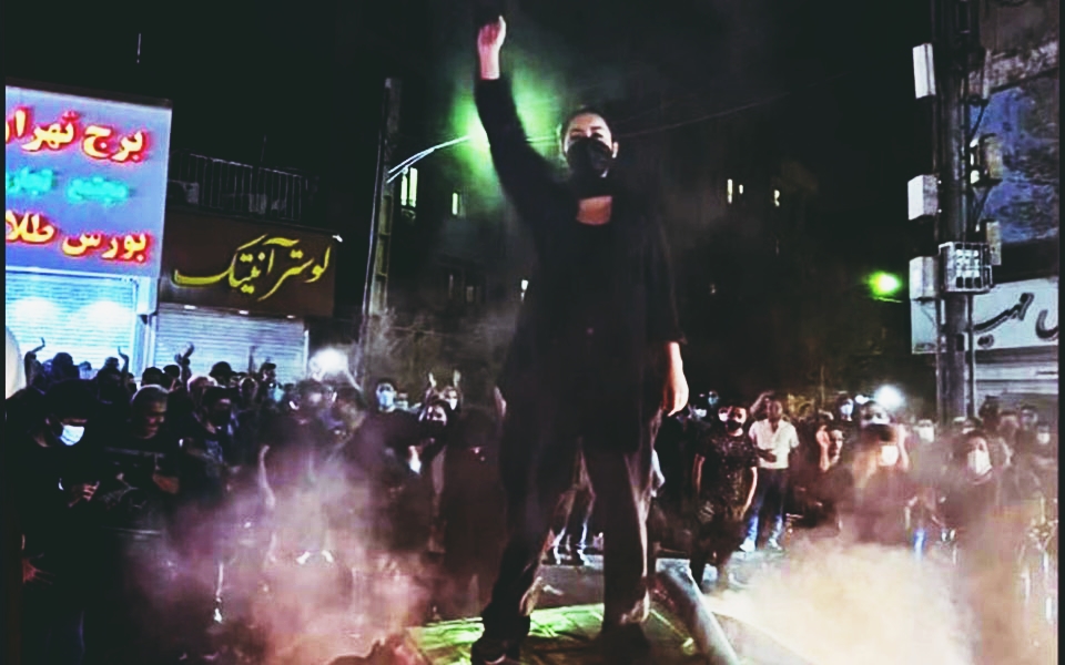 Ιράν: Μία νεανική εξέγερση πίσω από την κουρτίνα-1