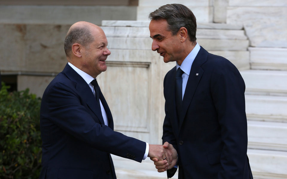 Σε εξέλιξη η συνάντηση Μητσοτάκη – Σολτς στο Μέγαρο Μαξίμου-1