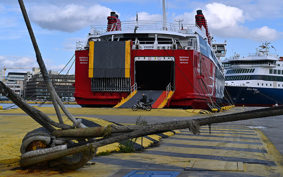 kανονικά-τα-δρομολόγια-των-πλοίων-από-π-562097764