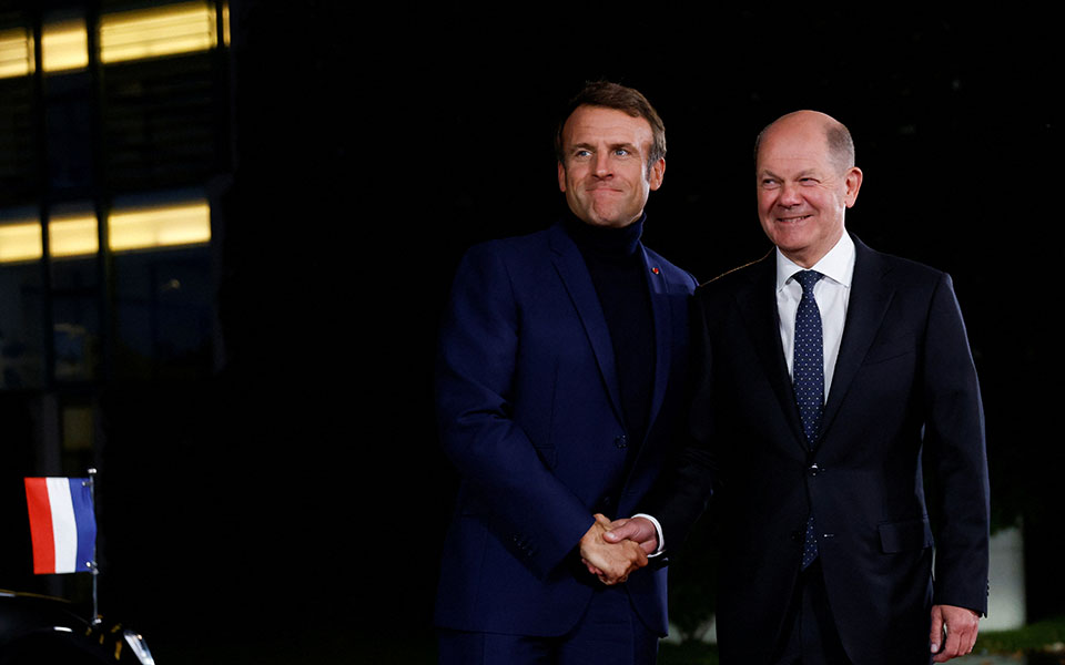 παρίσι-το-γερμανικό-πακέτο-των-200-δισ-απ-562077622